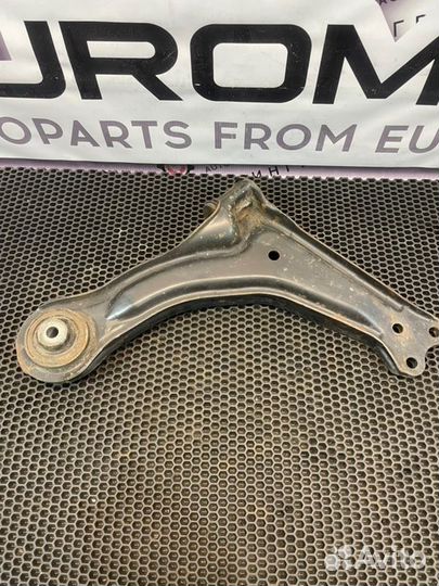 Рычаг подвески нижний передний левый Mercedes Vito