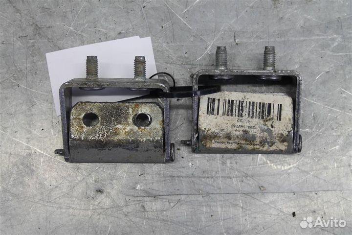 Петли крышки багажника Nissan Qashqai J10