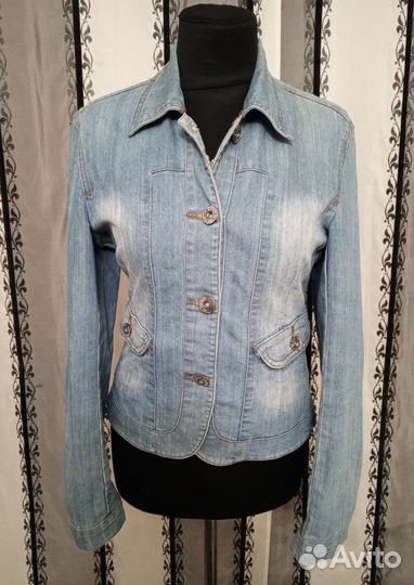 Джинсовая куртка