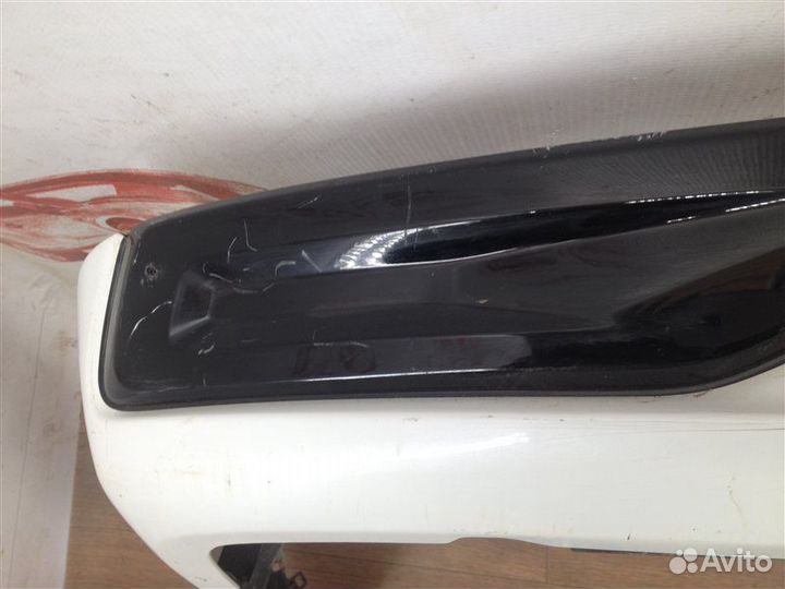 Бампер задний Toyota Land Cruiser 200 с 2016 года