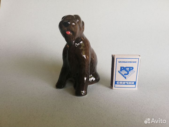 Фарфоровая статуэтка Чёрный терьер
