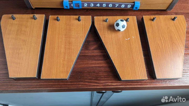 Мини-кикер (настольный футбол)