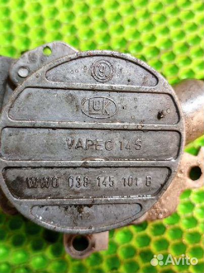 Насос вакуумный Skoda Octavia