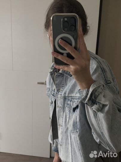 Джинсовая куртка