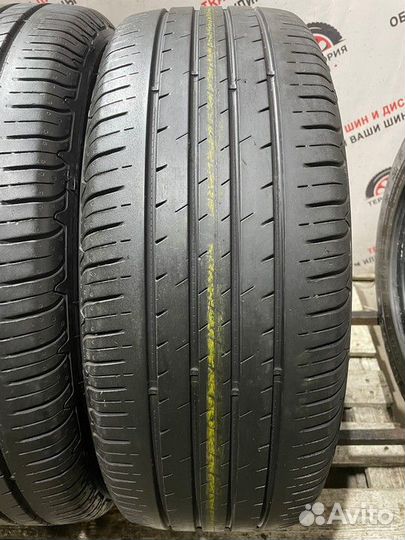 Goodyear EfficientGrip Performance 215/60 R17 96H