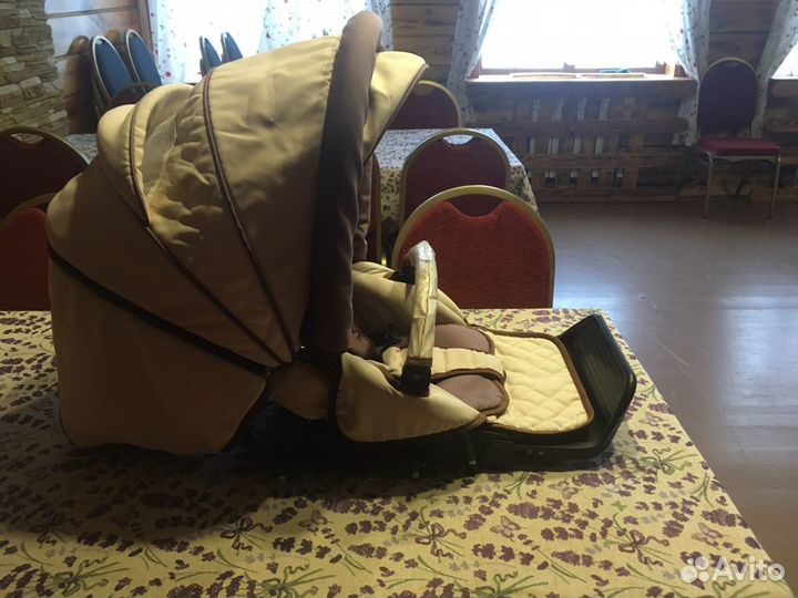 Коляска 2 в 1 carrera