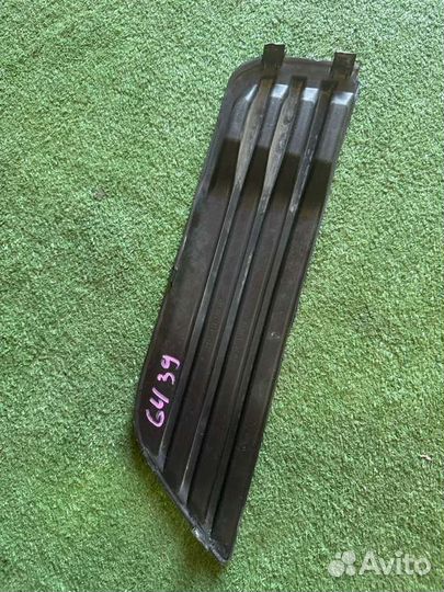 Заглушка бампера передняя левая Ford Focus 2