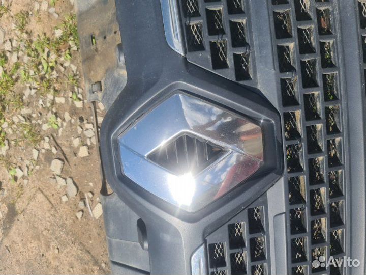 Решетка радиатора Renault Master 2019