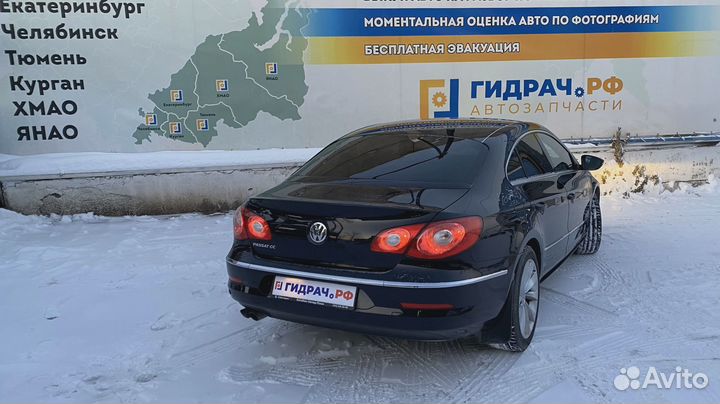 Воздуховод радиатора правый Volkswagen Passat CC 3