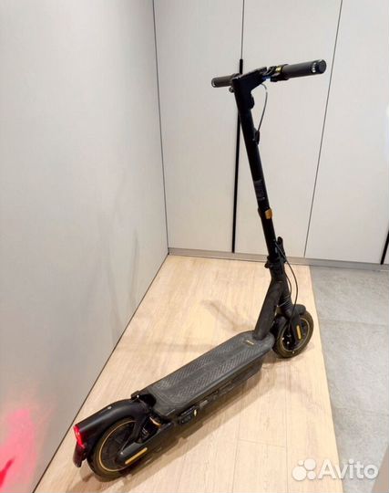 Электросамокат ninebot max g2 2024 г.в