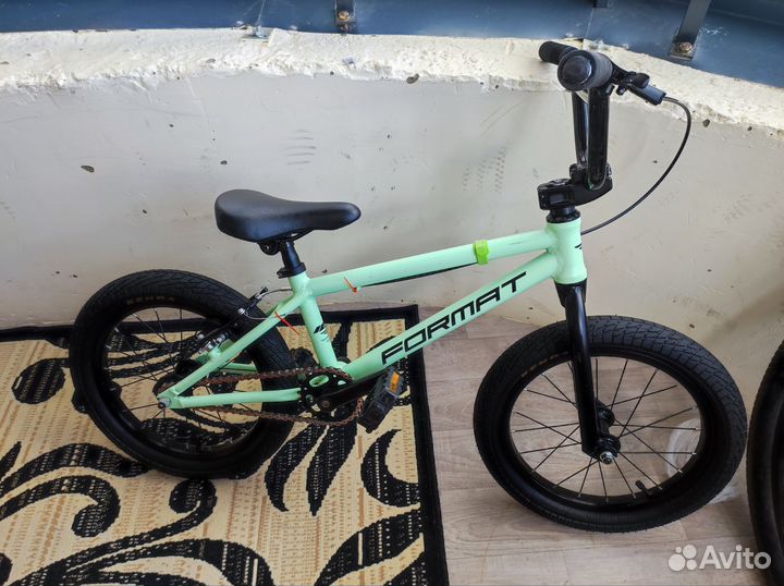 Трюковой велосипед BMX format 16