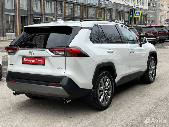 Toyota RAV4 2.5 AT, 2022, 37 000 км