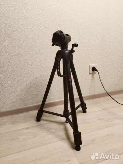 Штатив для фотоаппарата
