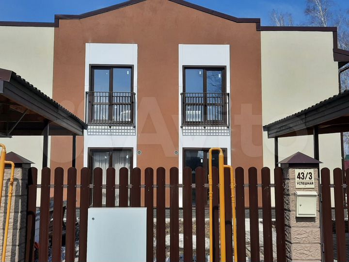 Таунхаус 70 м² на участке 3 сот.