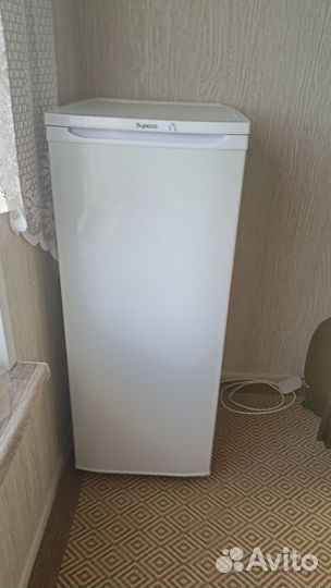 Морозильная камера бирюса 114