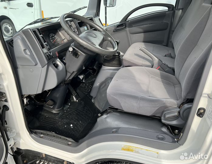 Isuzu ELF (N-series) изотермический, 2017