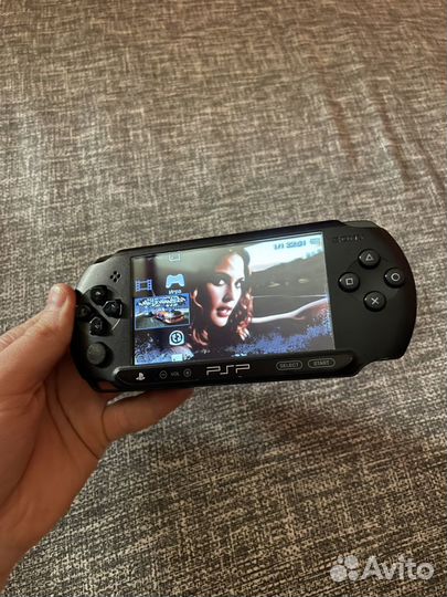 Sony psp e 1008