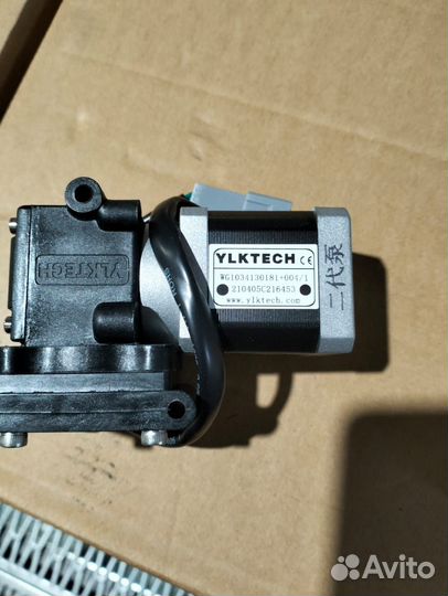 Насос мочевины howo(T5G8X4,T5G6X4) WG1034130181004