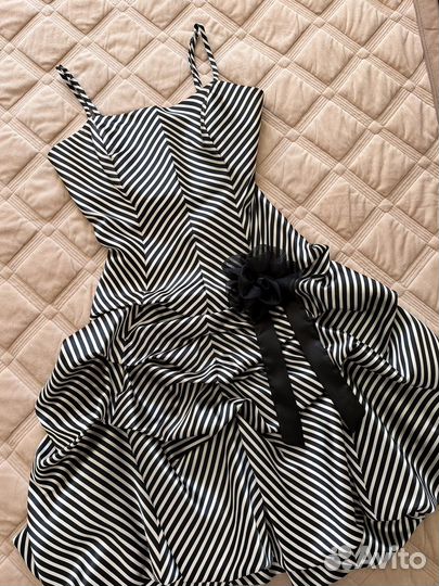 Платье вечернее