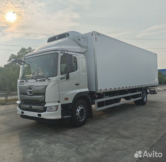 Hino 700 (Profia), 2024