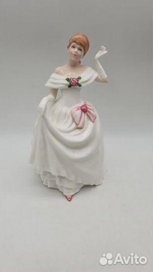 Статуэтка Фигурка Royal Doulton Dawn высота 18