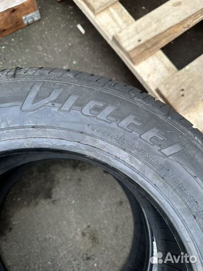 Viatti Strada Asimmetrico 195/60 R15 88V