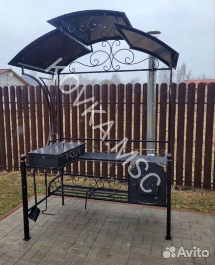 Мангал с крышей