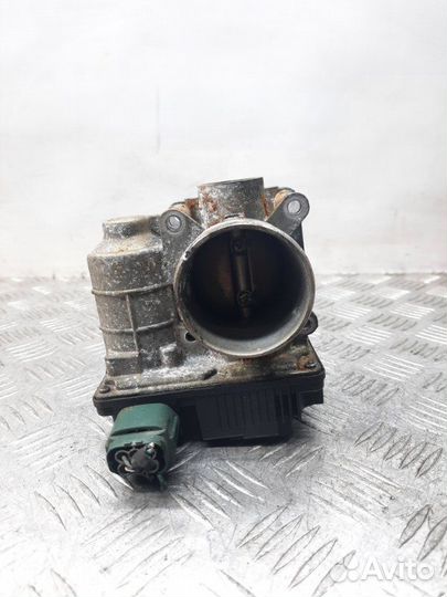 Дроссельная заслонка Nissan Almera Tino минивэн