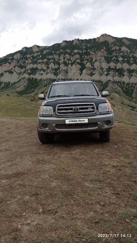 Toyota Sequoia: фото из отзыва