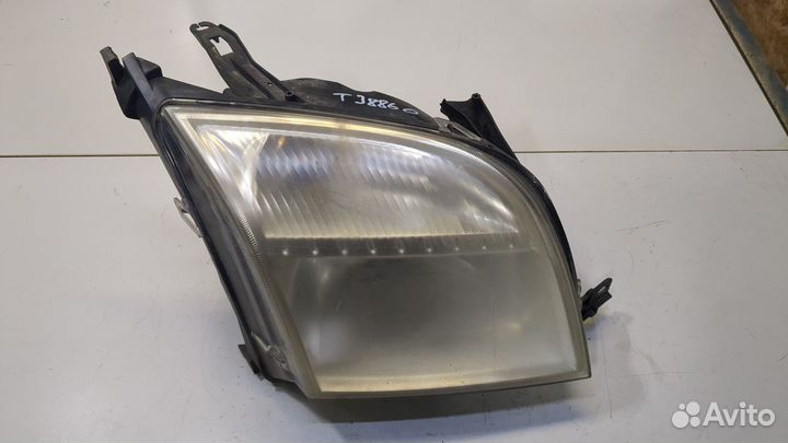 Фара (передняя) Ford Fusion, 2005