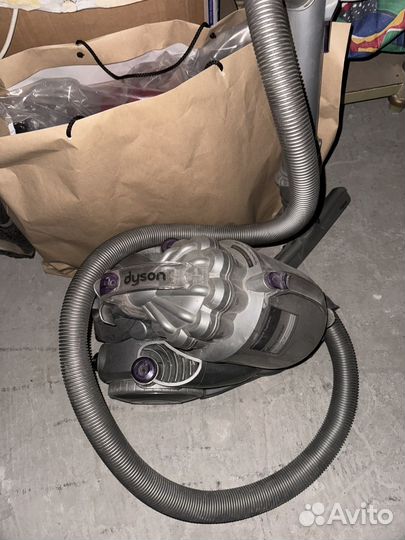 Пылесос dyson dc08