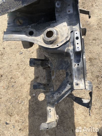 Передняя левая четверть с порогом солярис 2