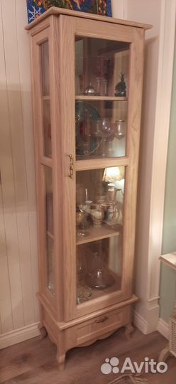 Женщина-столяр с прямыми руками