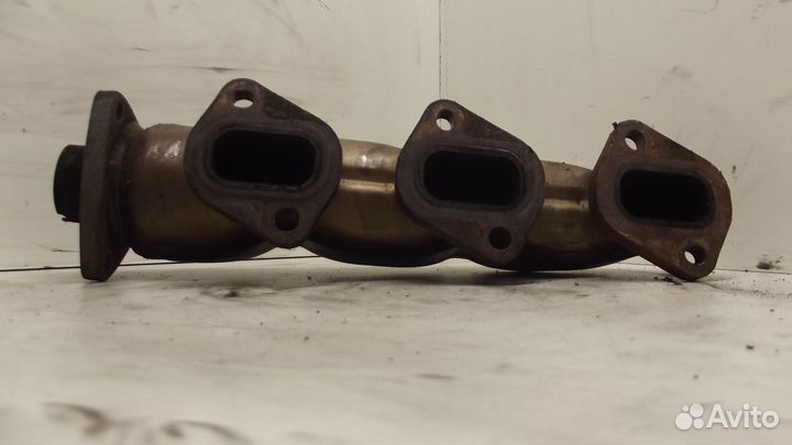 Коллектор выпускной 059253033L Ауди А6 2005г 3л