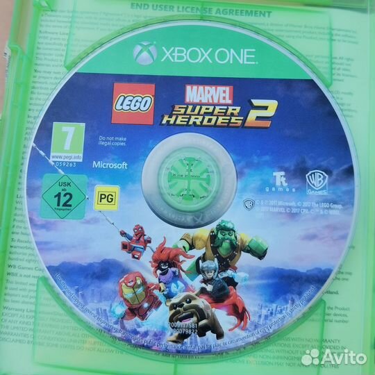 Диск на xbox one с игрой Lego Marvel Super Heroes2