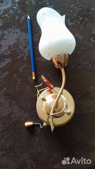 Настенный светильник бра