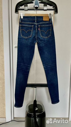 Джинсы женские levis 710