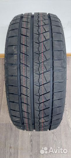 Fronway IcePower 868 235/65 R17 108T