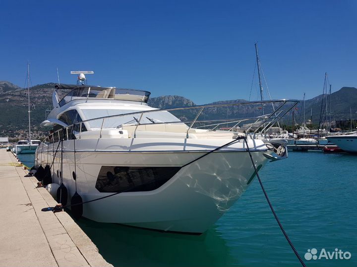 Моторная яхта Absolute 60 FLY (2017)