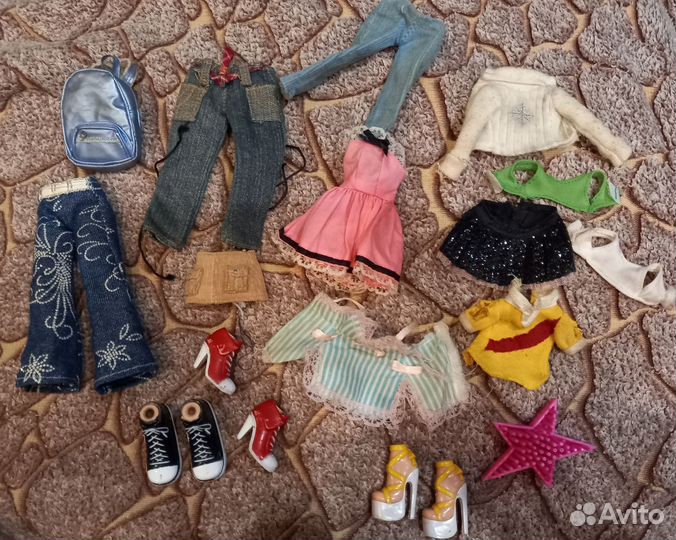 Кукла Bratz и одежда