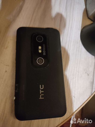 Телефон HTC evo 3d