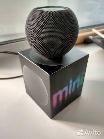 Умная колонка Apple HomePod mini