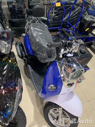 Скутер Vento Retro 49.6CC Франция (по факту 150)