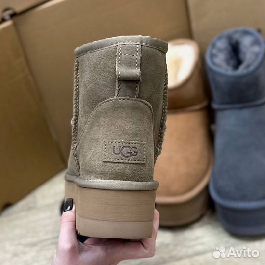 UGG Classic Mini II с массивной подошвой