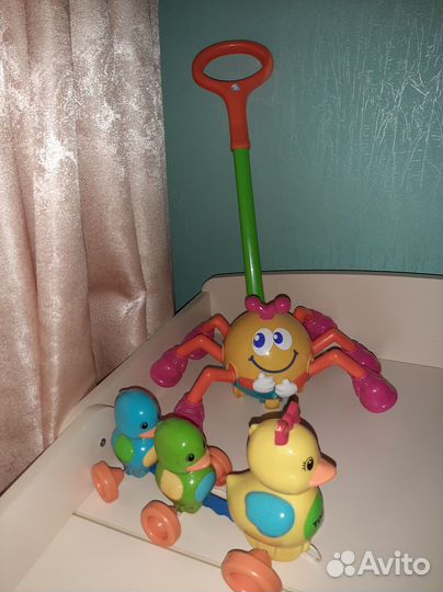 Игрушки-каталки. Развивающие игрушки пакетом