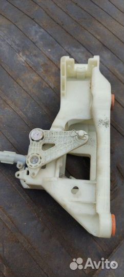 Кулиса кпп Kia Rio 3 QB G4FC 2016