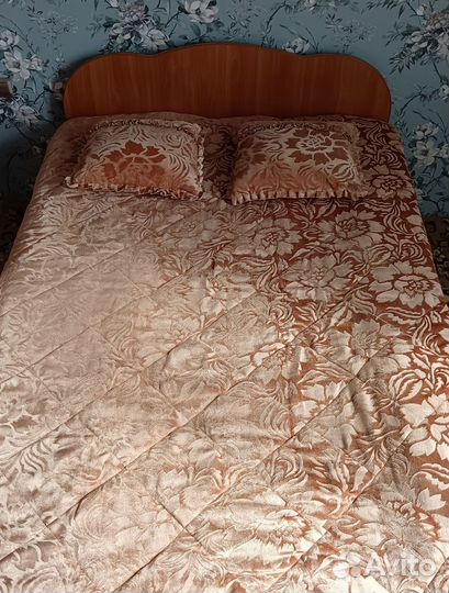 Покрывало на кровать