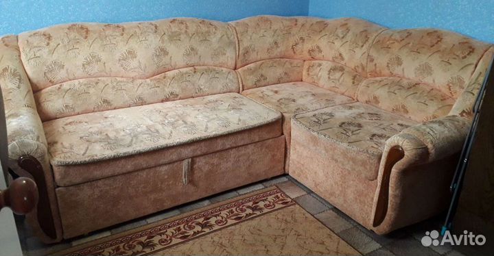 Диван и кресло