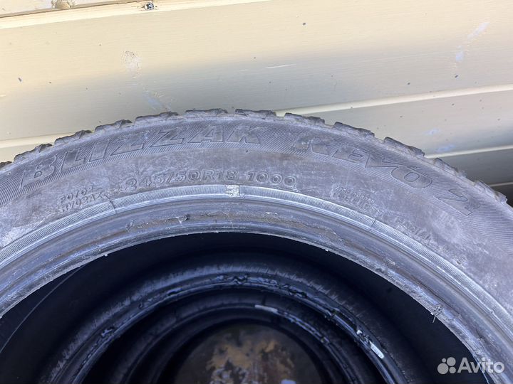 Bridgestone Blizzak Revo2 245/50 R18 100Q