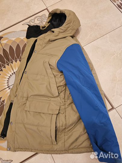 Сноубордическая куртка burton